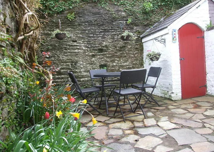 Inglenook Kinsale
